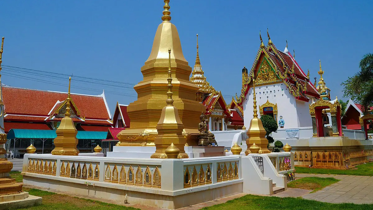 Đền Kata (Wat Kattisangkaram) ở Phuket, Thái Lan